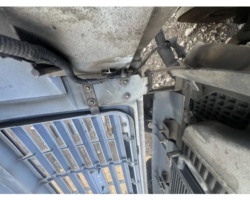 GMC C7500 Hood
