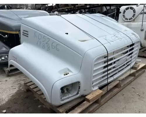 GMC C7500 Hood