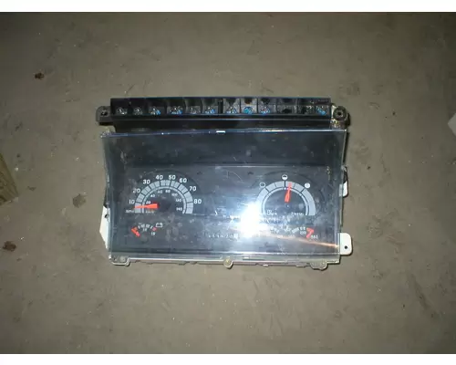 GMC C7500 Instrument Cluster