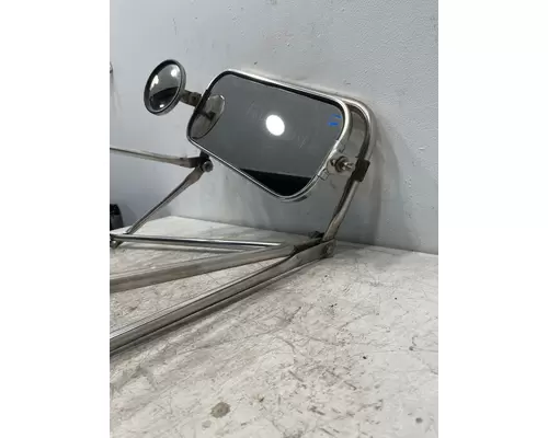 GMC C7500 Mirror (Side View)