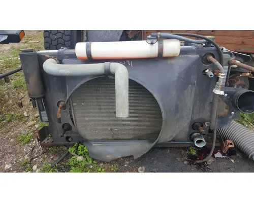 GMC C7500 Radiator