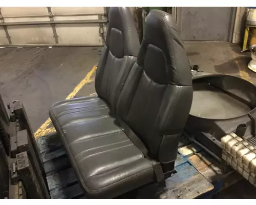 GMC C7500 SEAT, FRONT