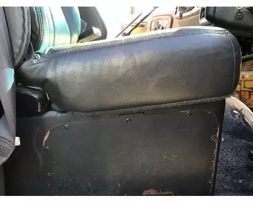 GMC C7500 SEAT, FRONT