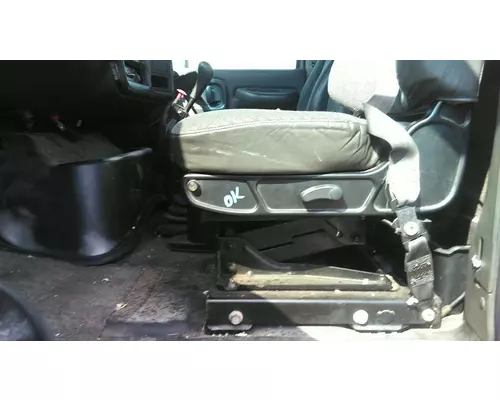 GMC C7500 SEAT, FRONT