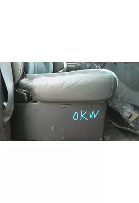 GMC C7500 SEAT, FRONT