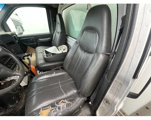 GMC C7500 Seat, Front