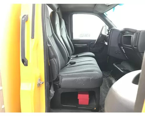 GMC C7500 Seat (non-Suspension)