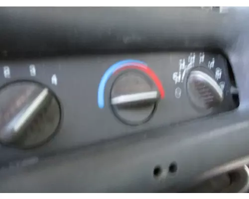 GMC C7500 TEMPERATURE CONTROL