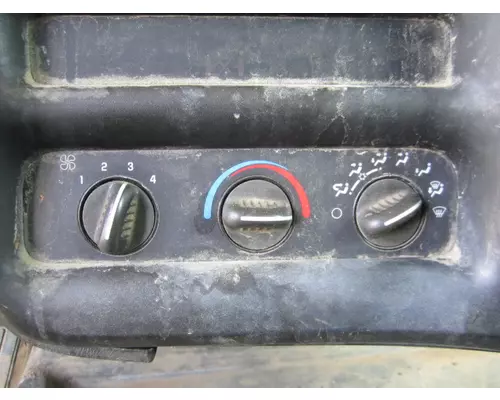 GMC C7500 TEMPERATURE CONTROL