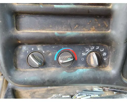 GMC C7500 TEMPERATURE CONTROL