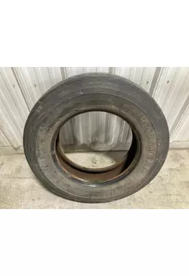 GMC C7500 Tires