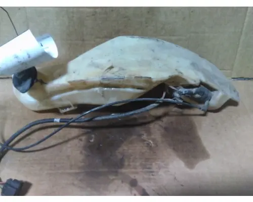 GMC C7500 WINDSHIELD WASHER RESERVOIR