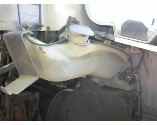 GMC C7500 WINDSHIELD WASHER RESERVOIR