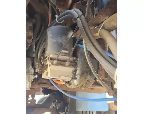 GMC C8500 Air Drier