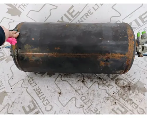 GMC C8500 Air Tank