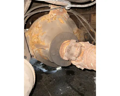 GMC C8500 Axle Assembly, Rear