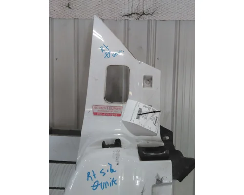 GMC C8500 FENDER EXTENSION