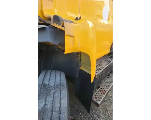 GMC C8500 Fender Extension