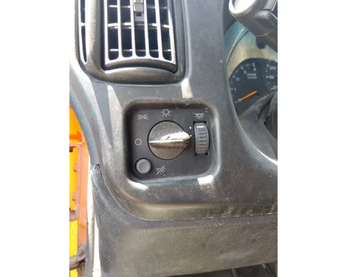 GMC C8500 HEADLAMP SWITCH