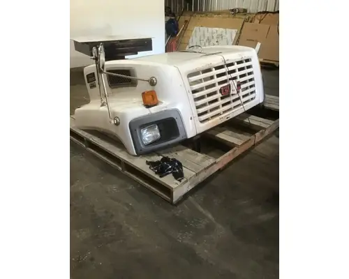 GMC C8500 Hood