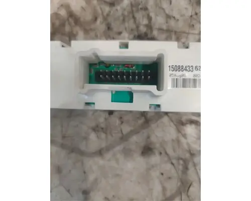 GMC C8500 Instrument Cluster