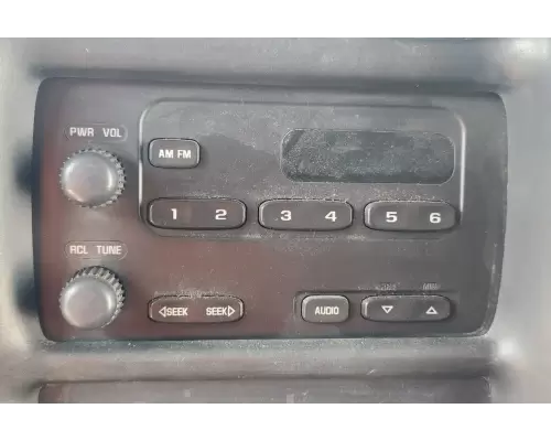 GMC C8500 Radio