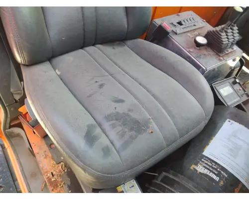 GMC C8500 SEAT, FRONT