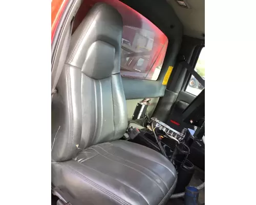 GMC C8500 SEAT, FRONT