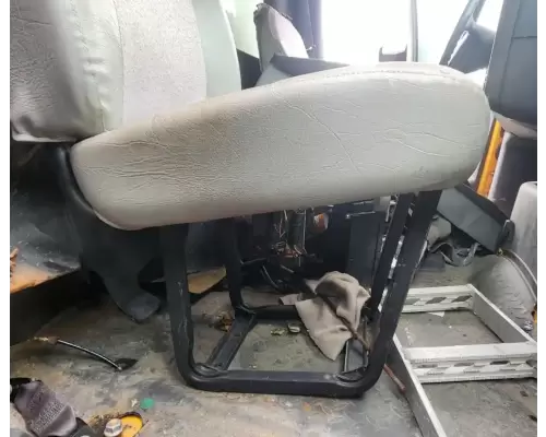 GMC C8500 Seat, Front