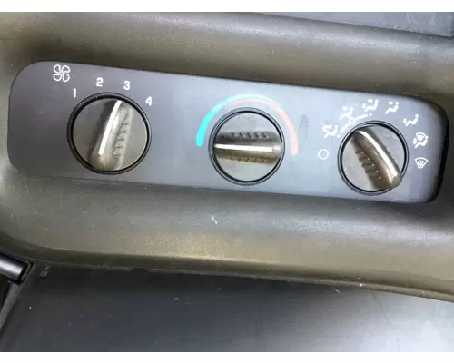 GMC C8500 TEMPERATURE CONTROL