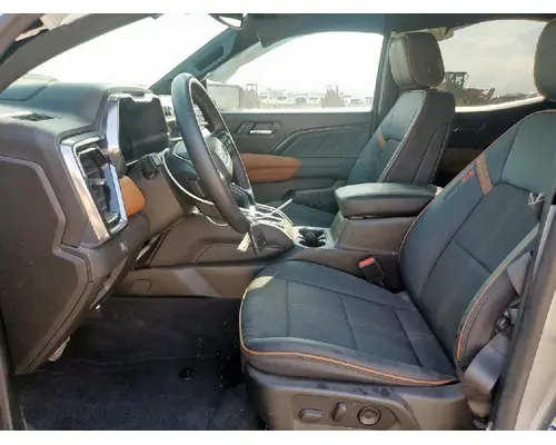 GMC CANYON Complete Vehicle