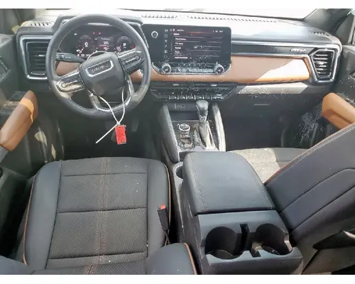 GMC CANYON Complete Vehicle