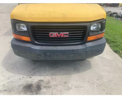 GMC CUBE VAN Bumper Assembly, Front