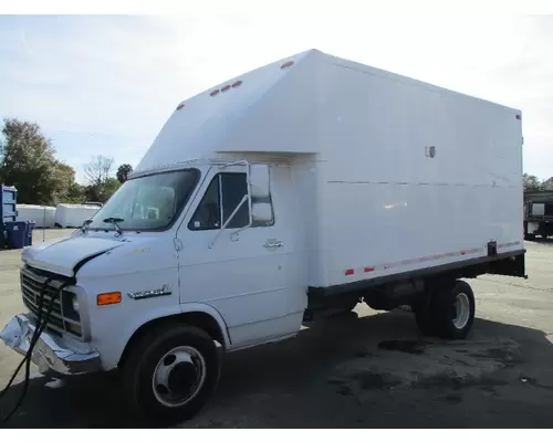GMC G3500 WHOLE TRUCK FOR RESALE