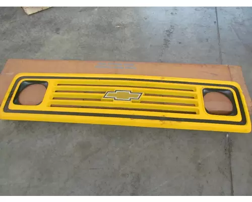 GMC GM C-60 SCHOOLBUS Grille