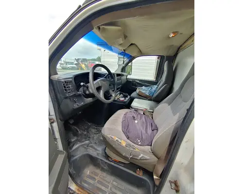 GMC Savana Complete Vehicle