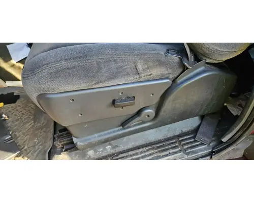 GMC Sierra Seat, Front