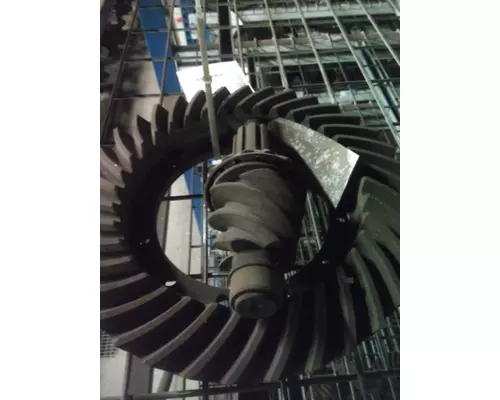 GMC T150 RING GEAR AND PINION