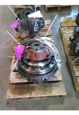 GMC T170R650 DIFFERENTIAL ASSEMBLY REAR REAR