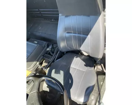 GMC T6500 Cab