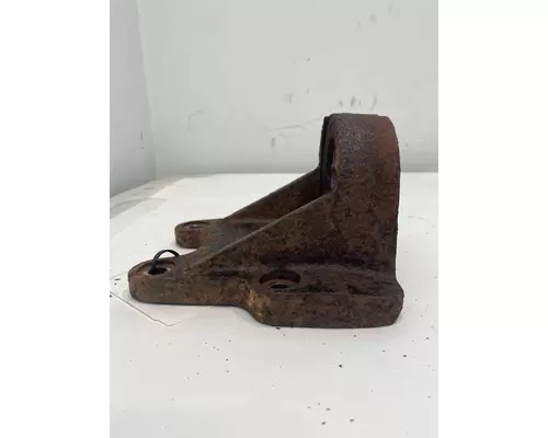 GMC T6500 Engine Mount