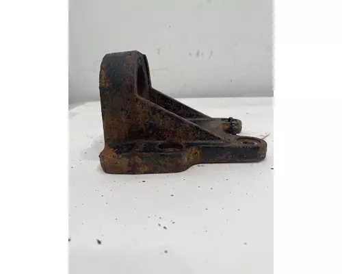 GMC T6500 Engine Mount