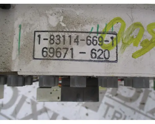 GMC T6500 Instrument Cluster