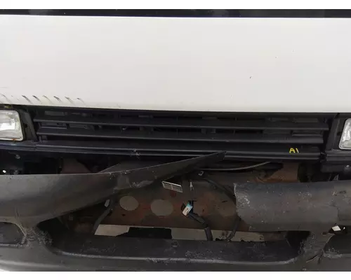 GMC T7500 1998-2009 GRILLE