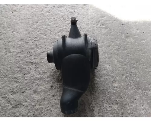 GMC T7500 AIR CLEANER