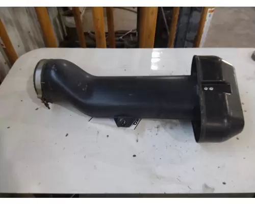 GMC T7500 AIR INTAKE