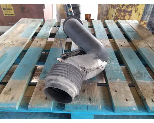 GMC T7500 AIR INTAKE