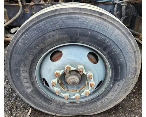 GMC T7500 Axle Assy, Fr (4WD)