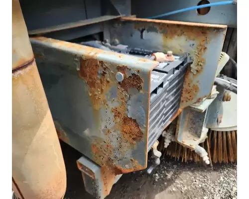GMC T7500 Battery Box