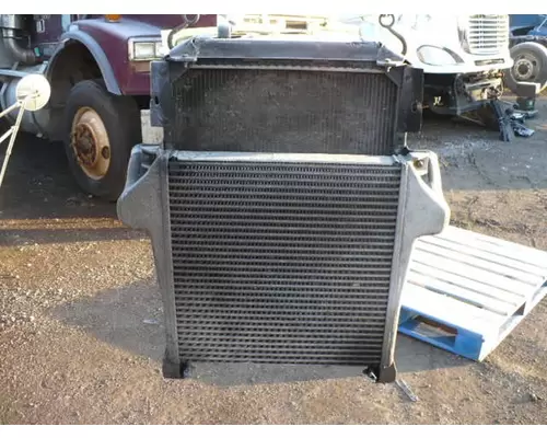 GMC T7500 COOLING ASSEMBLY (RAD, COND, ATAAC)